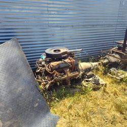 318 Dodge Motor....727 Transmission... Running When Pulled