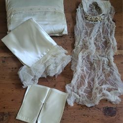 Antique Vintage Set Of Doll Accessories 