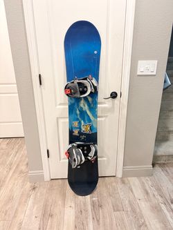 LTD SNOWBOARD WITH BINDINGS 157cm