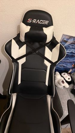 Gaming chair