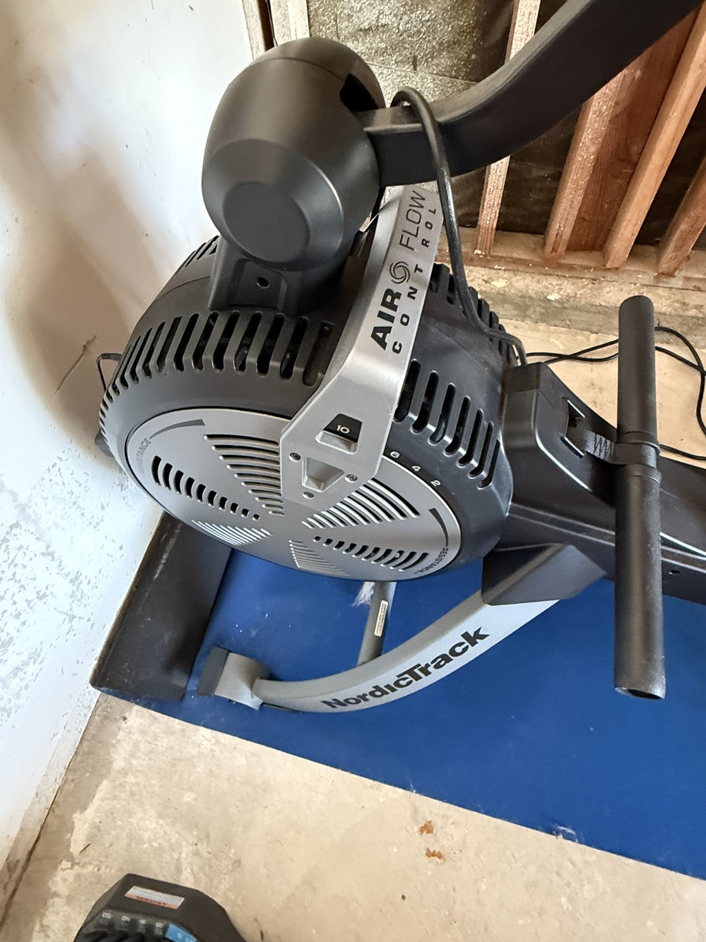 Nordictrack RW600 (Used-Like New)