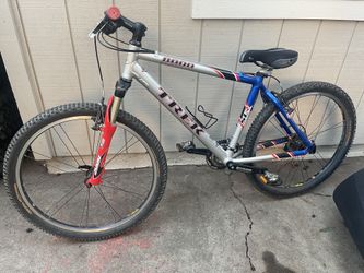 Trek 8000 Hard tail