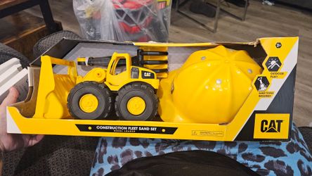 New CAT construction fleet sand set wheel loader