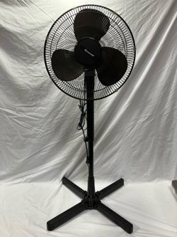 Duracraft 16″ Pedestal Fan Adjustable Height 3 Speed Oscillating