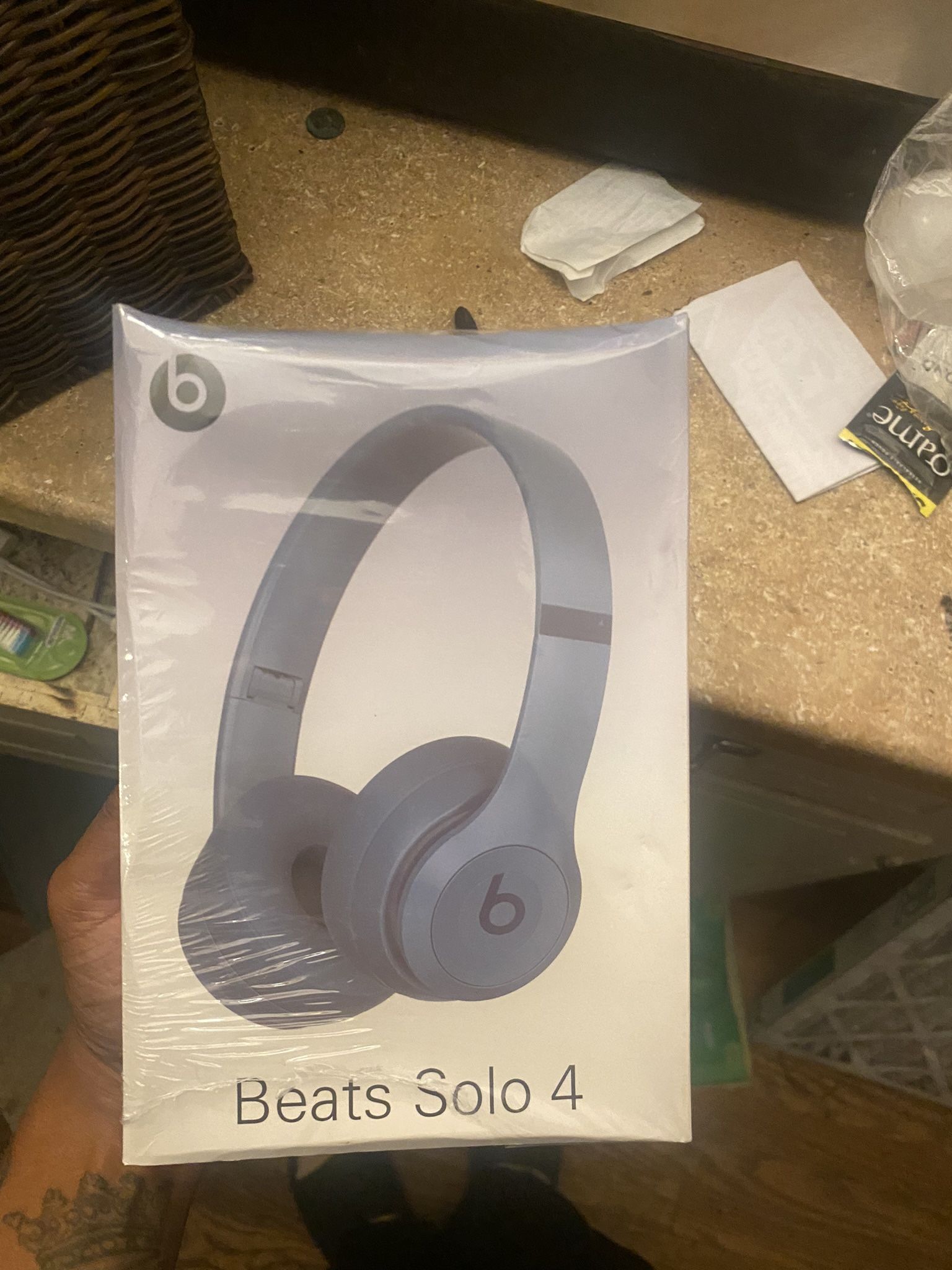 Beats Solo 4