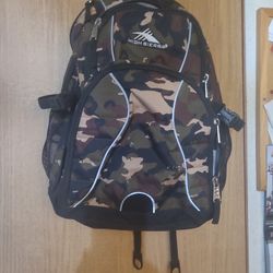 Camo  Backpack Many Pockets