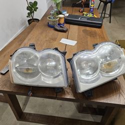 Used Jeep Grand Cherokee WK Laredo (2005-2007) Headlight Assembly