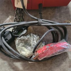 Dayton Electric Chain Hoist Cap.  2 Tons