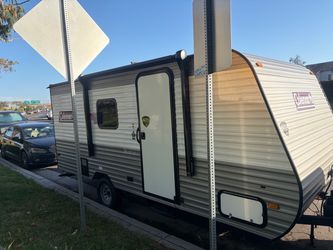 RV Trailer 2023 Coleman