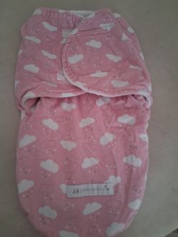 Swaddle for baby super soft and cozy  including baby oncie and baby gloves