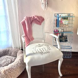 ✨ White French Style Accent Chair – Beautiful & Elegant ✨