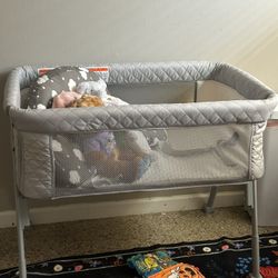 Crib/bedside bassinet