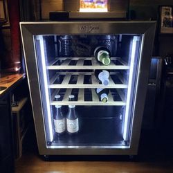 Whirlpool Mini Fridge / Wine Cooler – Cold & Ready 