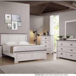 White Solid Wood 5pc Bedroom Set 