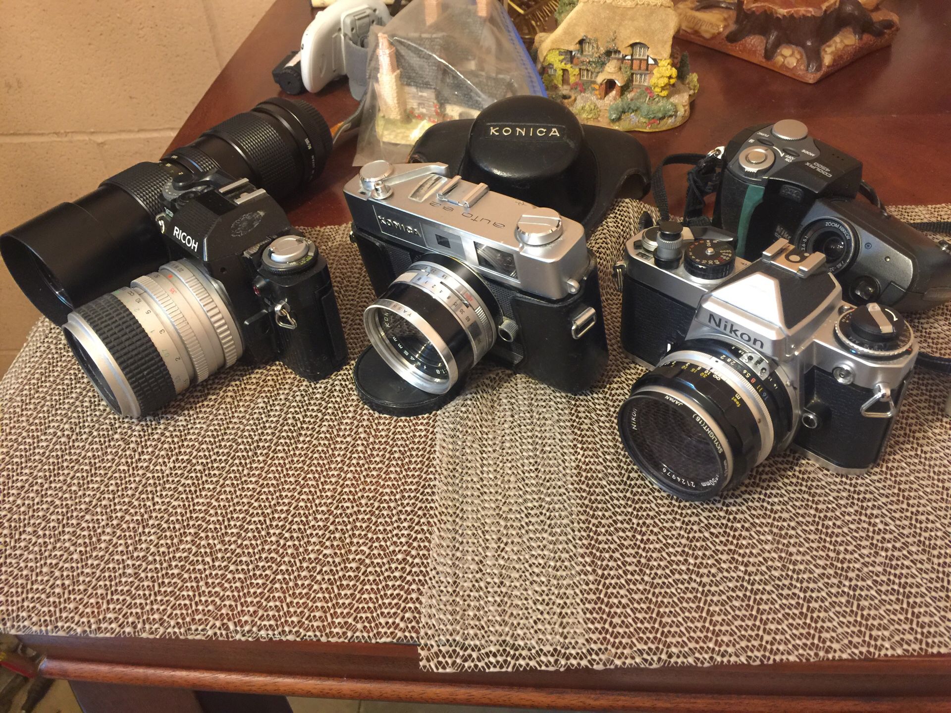 Photo cameras