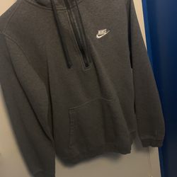 Nike Sweater 