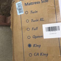 Brand New King Size 10inches Thick MemoryFoam And Inner coil Mattress