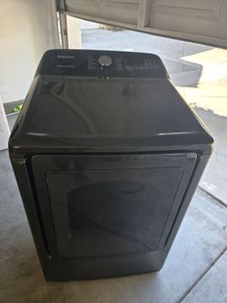 Samsung electric dryer.