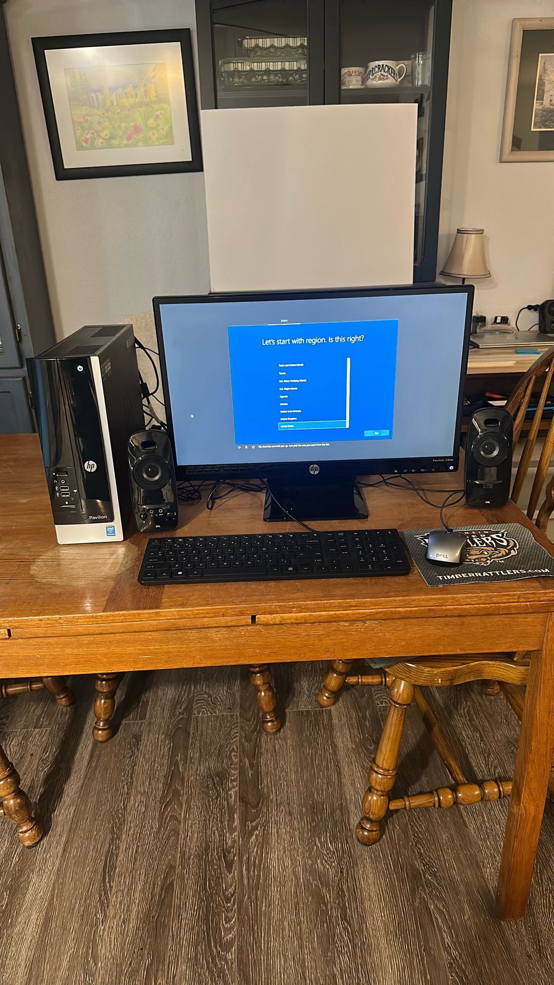 HP Pavilion Slim 23” Screen