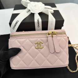 Vanity Chanel Pink 