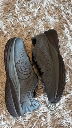 Topo Athletic Phantom 4 Stone Black Running Trail Shoes.