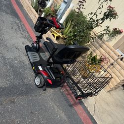 Golden Electric scooter