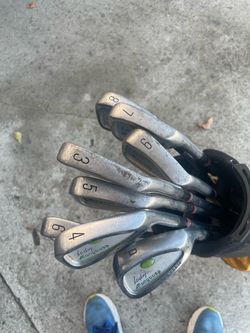 Kids golf clubs and bag-Monogoose