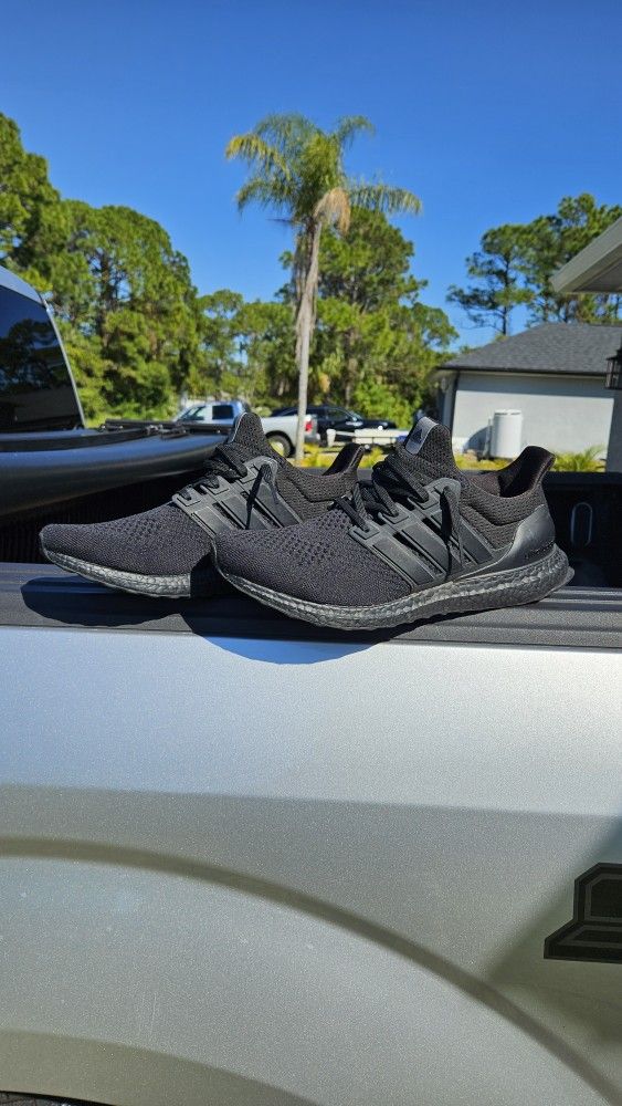 Adidas Ultraboost Men's Sz 11