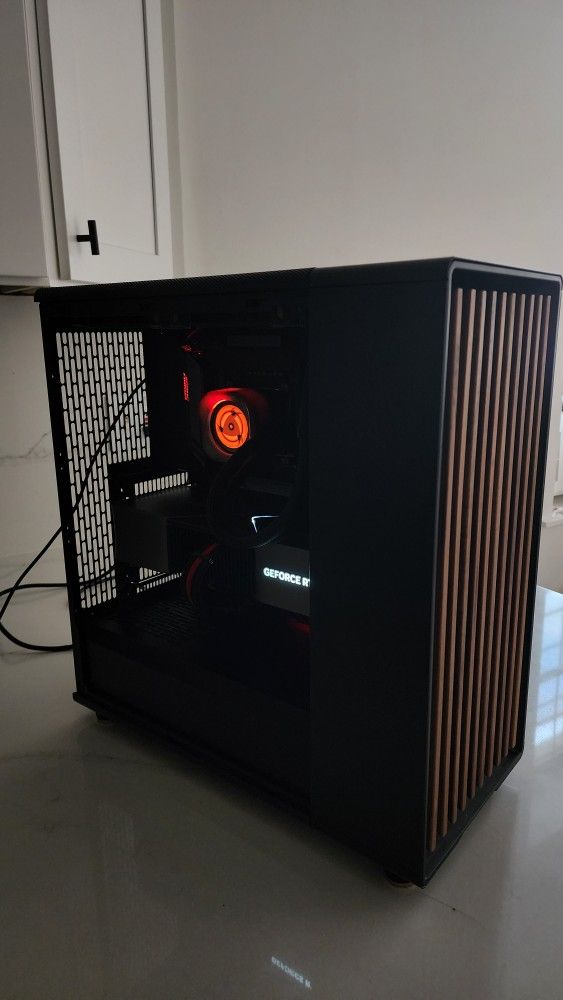 Nvidia 4080, core ultra 7,High performance Gaming & Productivity PC