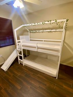 Bunk bed with slide for cheap!!! Lights included!!!
