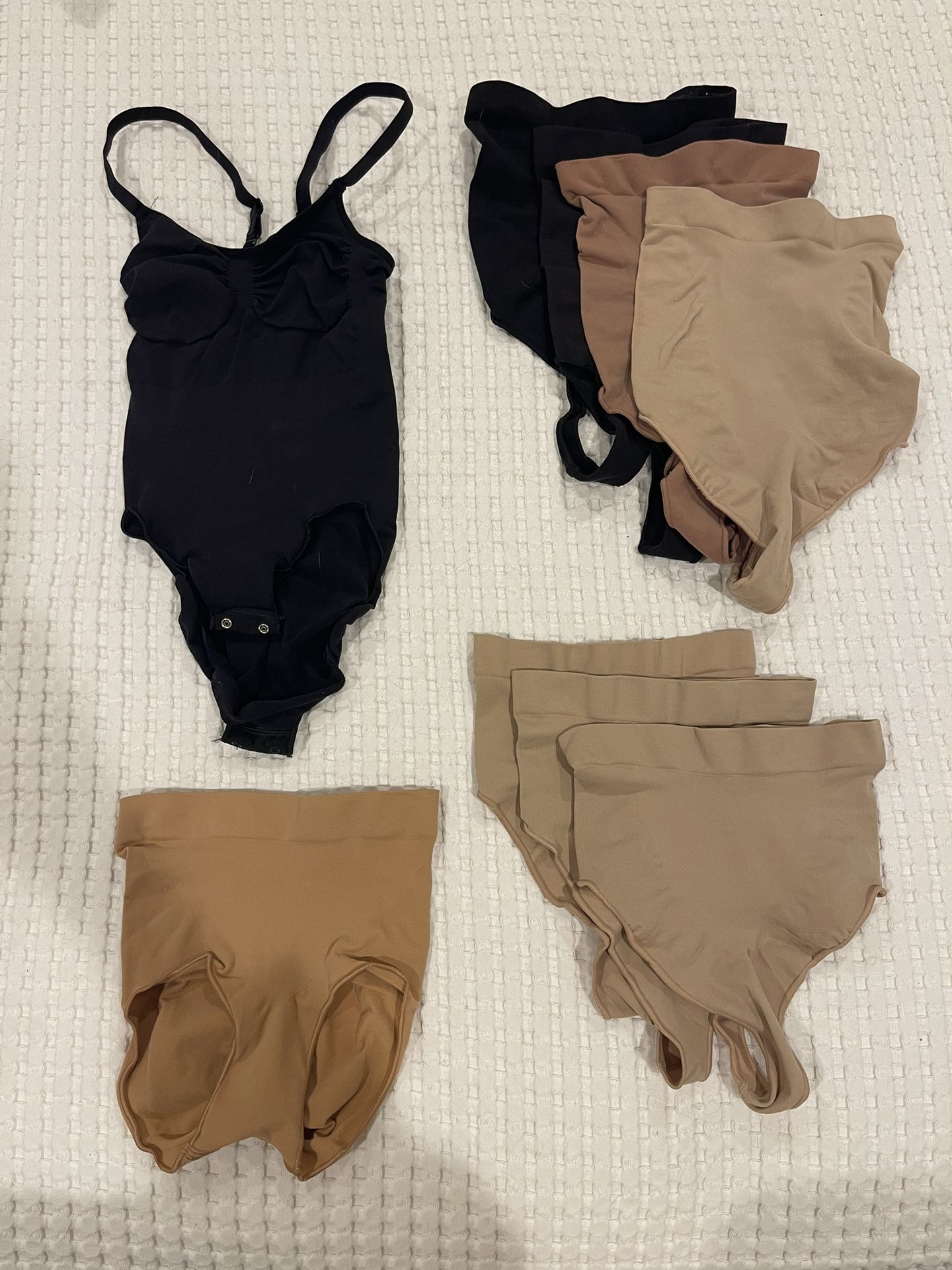 S/M Skims Haul Lot