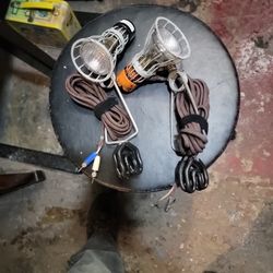 2 Clamp Lamps 