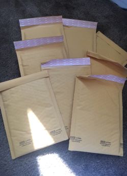 ULINE S-9985 Bubble Mailer