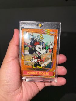 2026 Topps Disney Neon. Minnie Mouse SSP 22/25