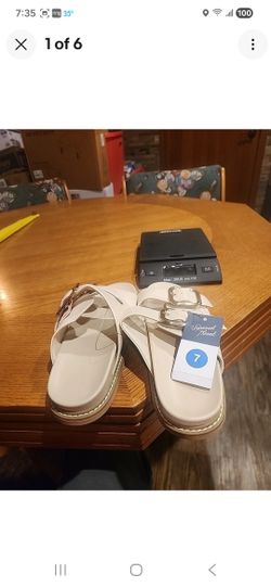 Women's Collin Bone Double Buckle Footbed Sandals - Universal Thread Off-White 7