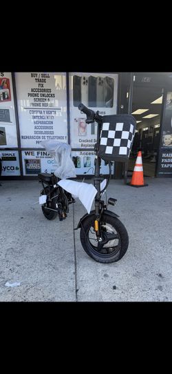 Electric Bike With Basket 
