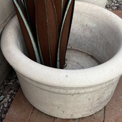 Cast Concrete  / Cement Pot ( Does Not Include The Metal Plant)