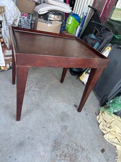 End table