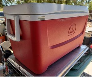 Ice Chest lot