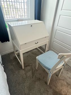 Antique White desk with chair