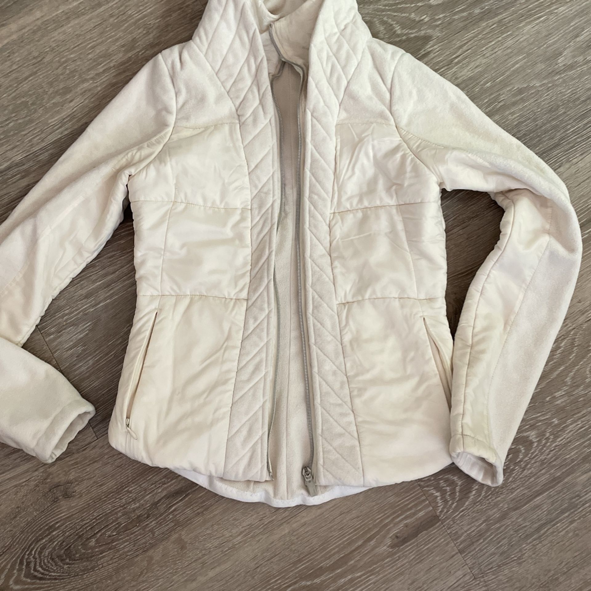 Lululemon St. Moritz Cream Jacket Size 2