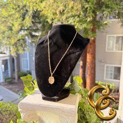 Gold Singapur Chain W/Pendant