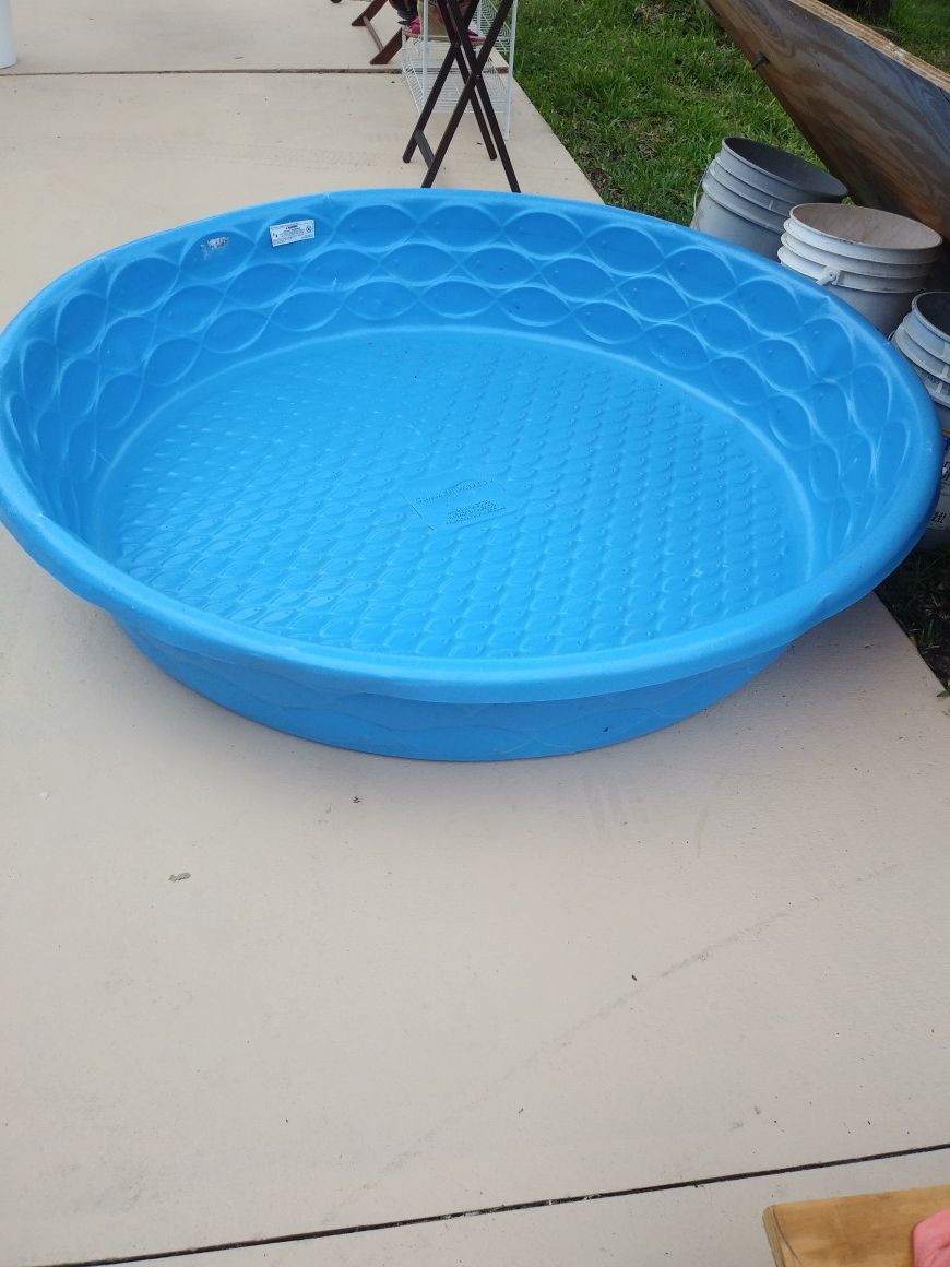 KIDDIE POOL