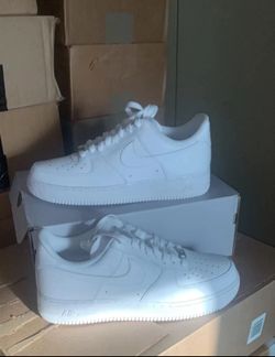 Brand new men's Nike air force 1 shoes sizes 8.5,9.5,10&10.5