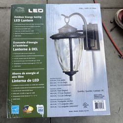 ALTAIR LIGHTING AL-2161 OUTDOOR LED LANTERN DUSK TO DAWN TECHNOLOGY, NEW IN BOX
