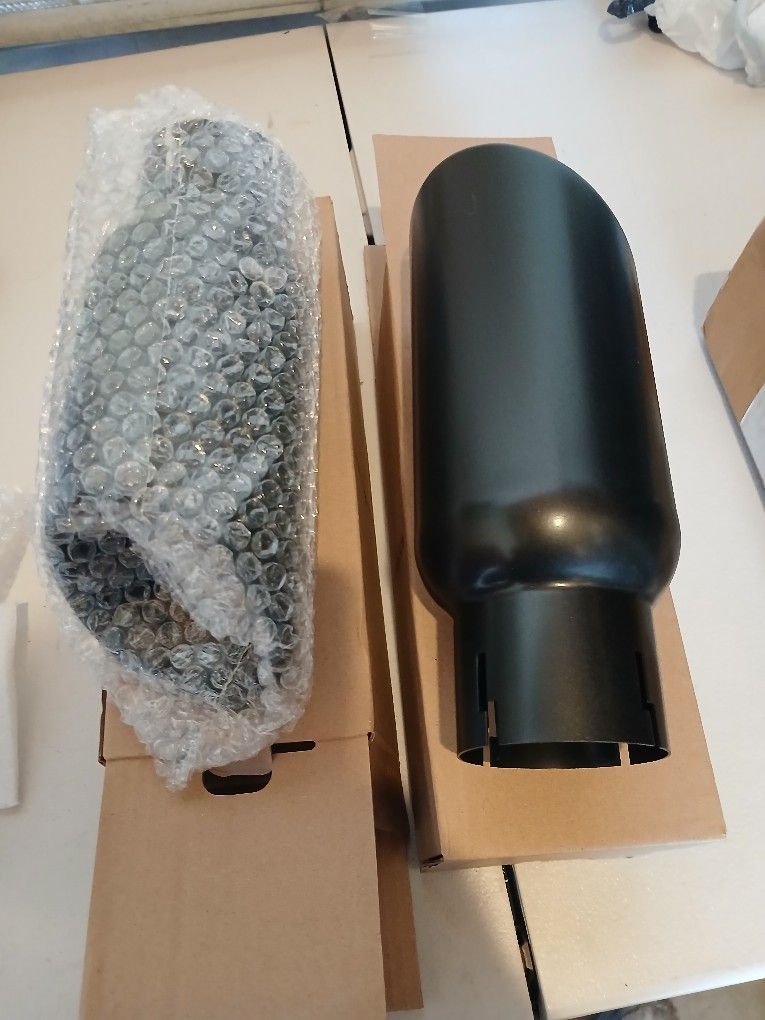 2 NEW BLACK HORSE EXHAUST TIPS