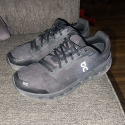 Cloud chaser men’s size 11 tennis shoe