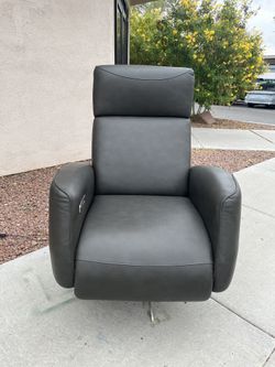 ⚡️Top Grain Luxury Leather Electric Reclining Arm Chair ✨🪑 ($10 Delivery )