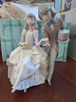 Lladro COURTINGTIME - 5409