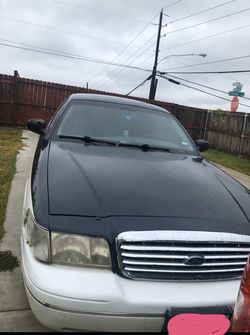 2003 Ford Crown Victoria